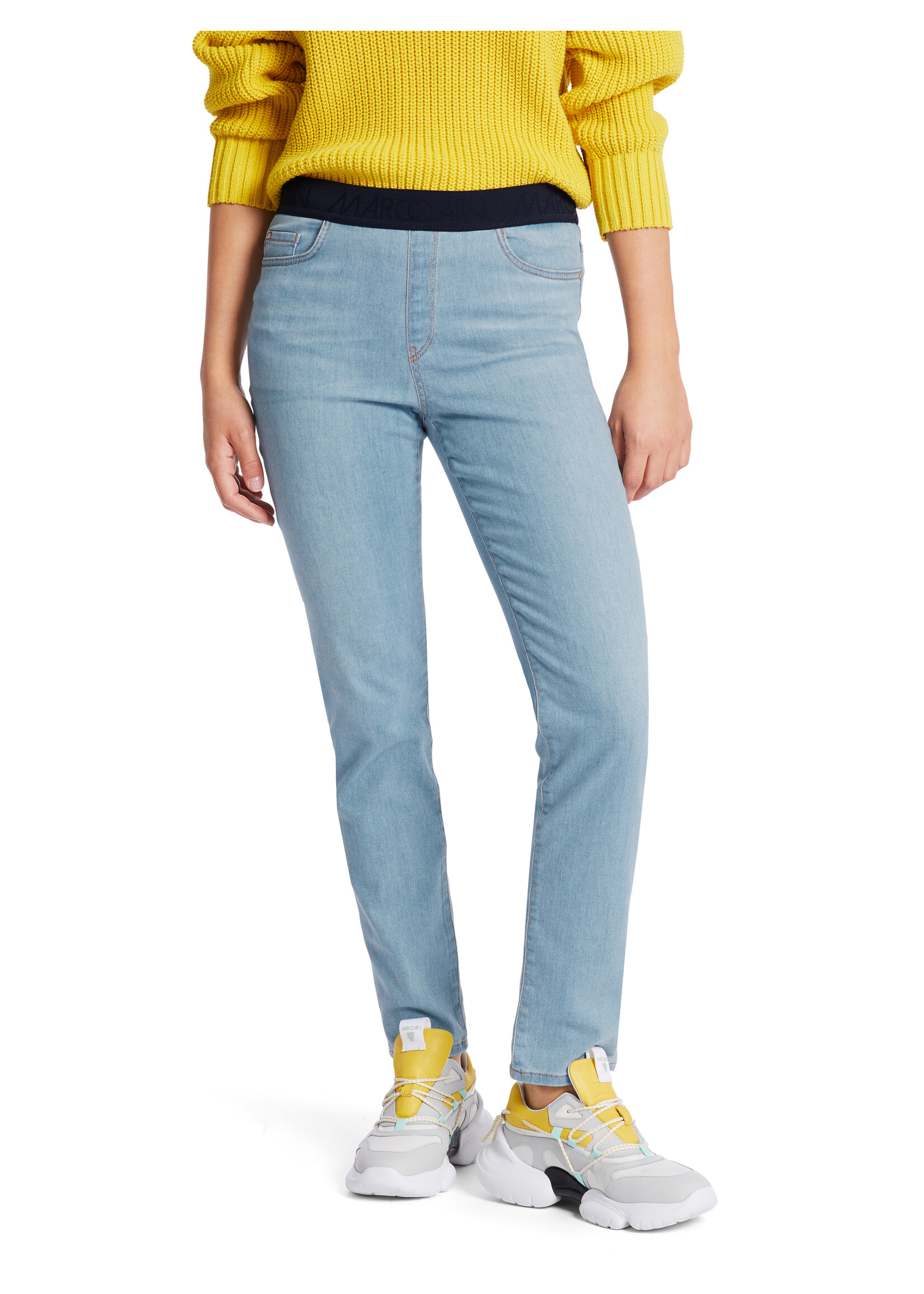 Marccain Pants Jeans WP 82.05 D51 351