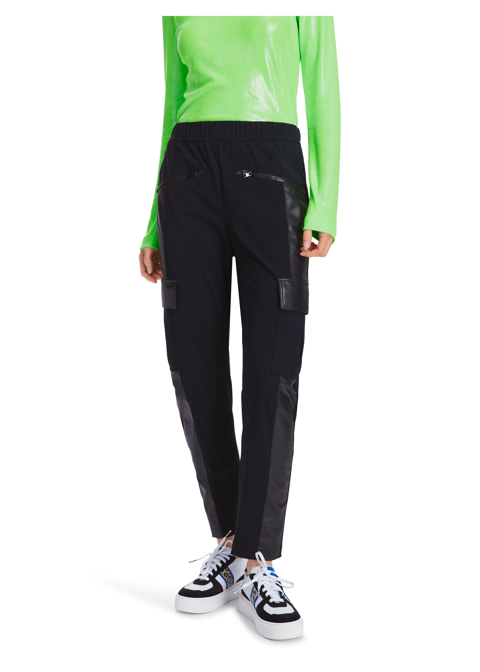 Marccain Sports Broek XS 81.31 J29 395