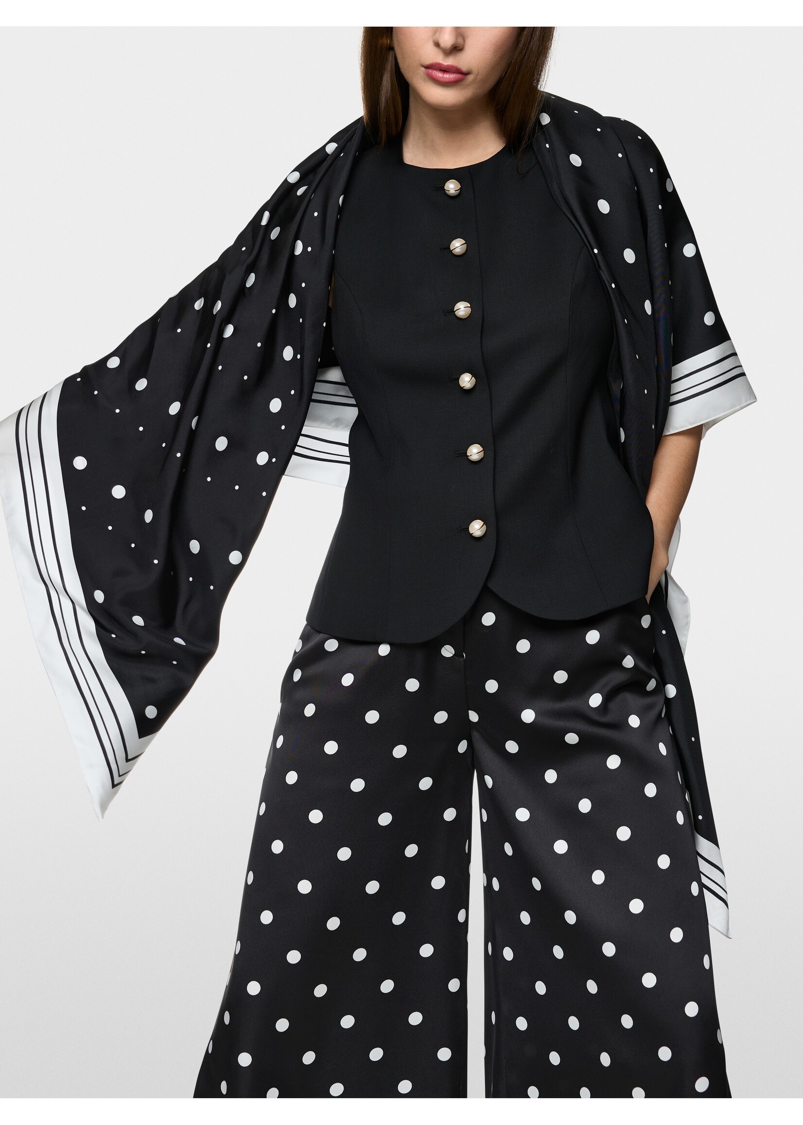 Marccain Glam Sjaal ZG B4.01 Z05 910