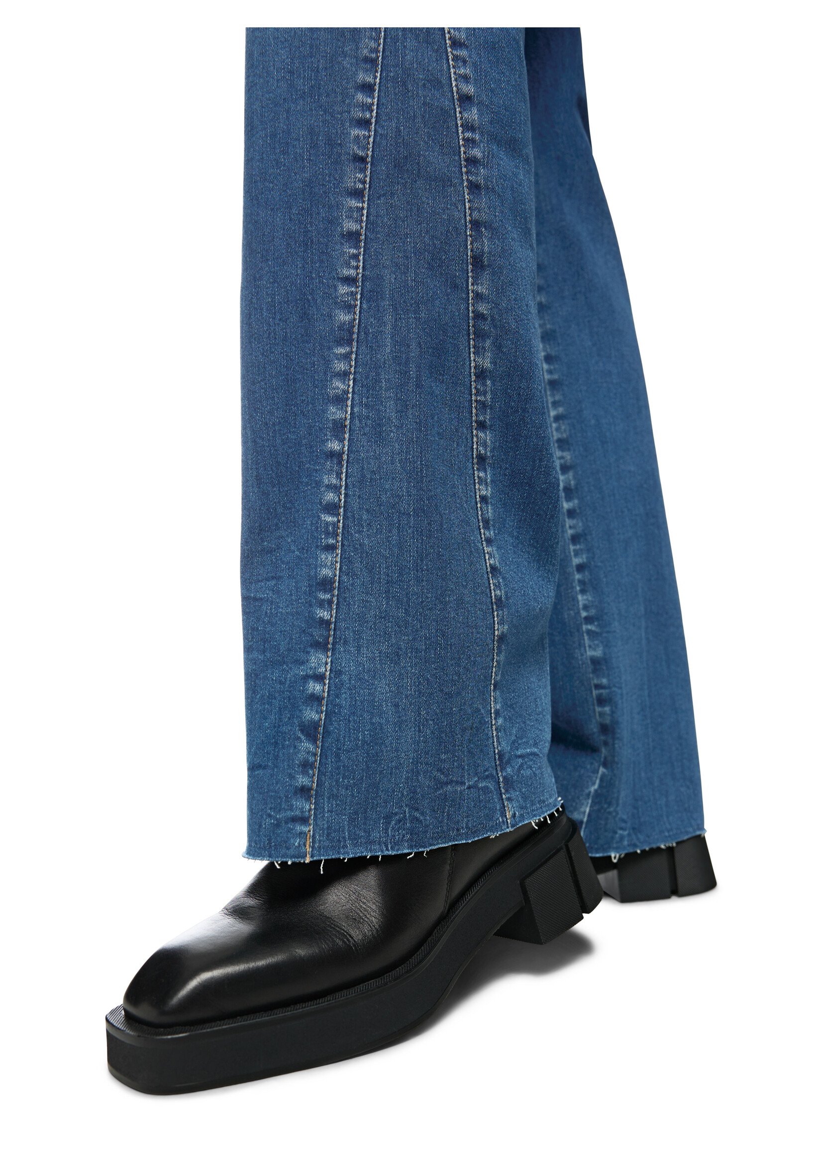 Marccain Pants Jeans ZP 82.18 D53 353