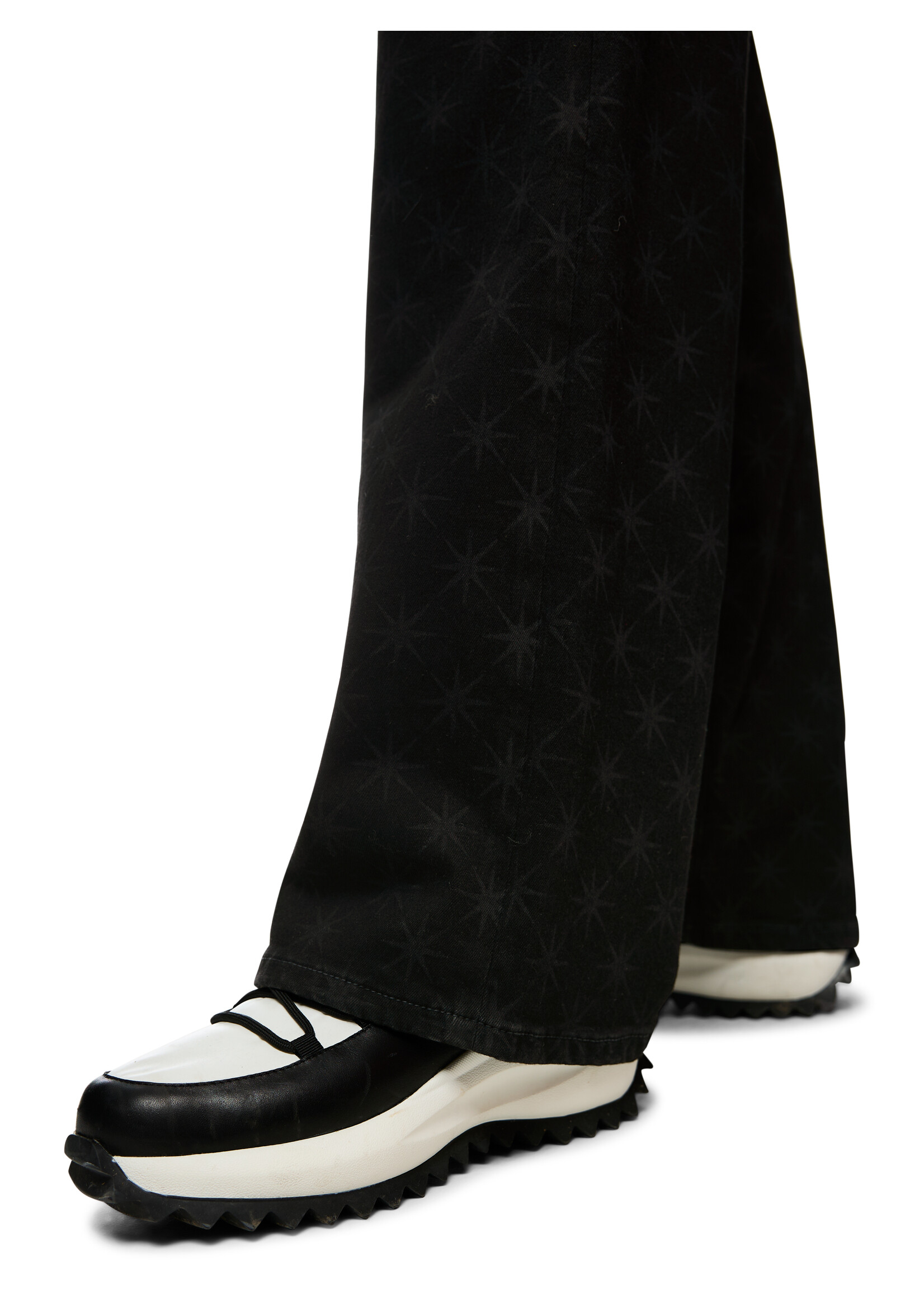 Marccain Sports Jeans ZS 82.14 D09 900