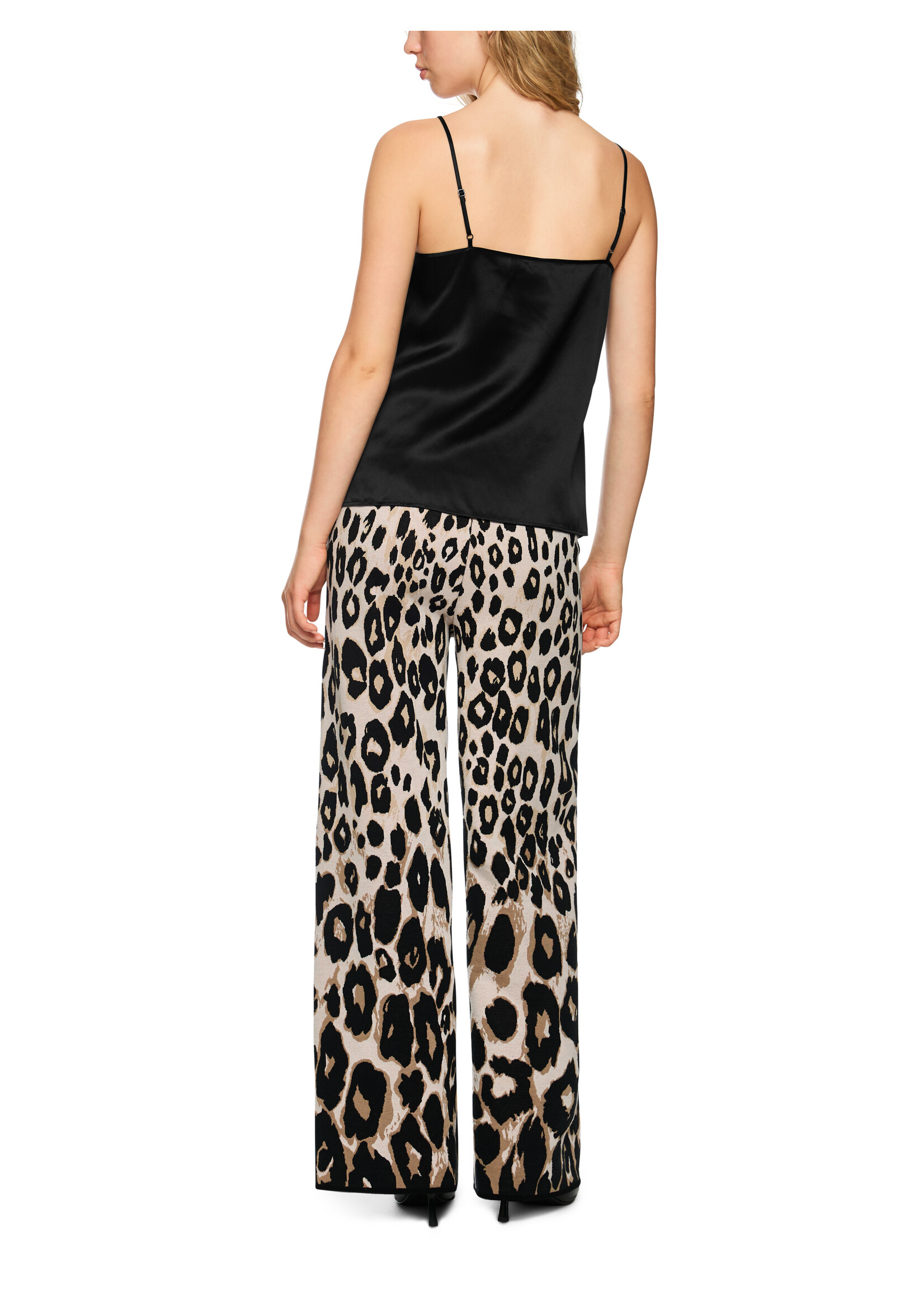 Top ZA 61.03 W52 900