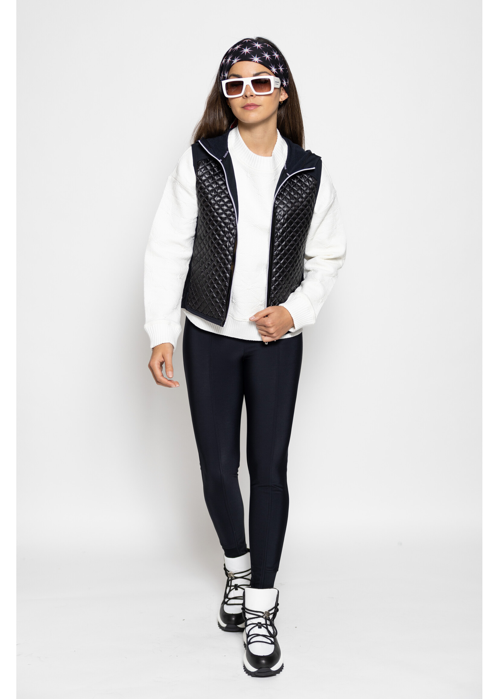 Marccain Sports Vest ZS 37.03 J60 900