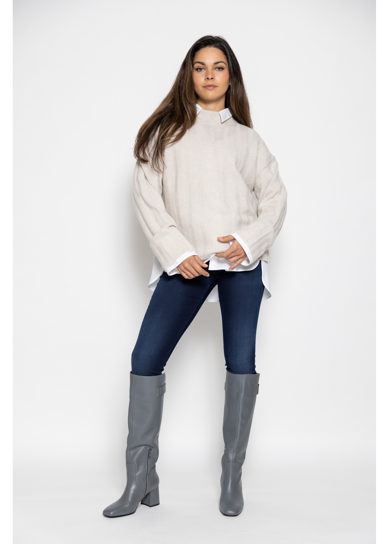 Marccain Pants Jeans ZP 82.22 D23 357