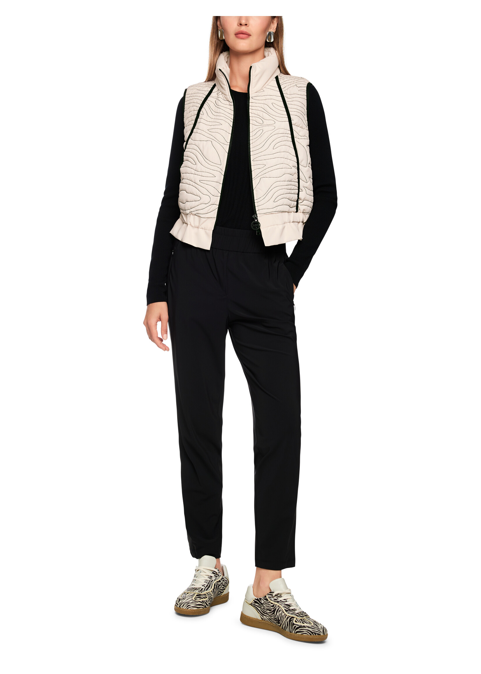 Marccain Sports Vest AS 37.01 W18 153