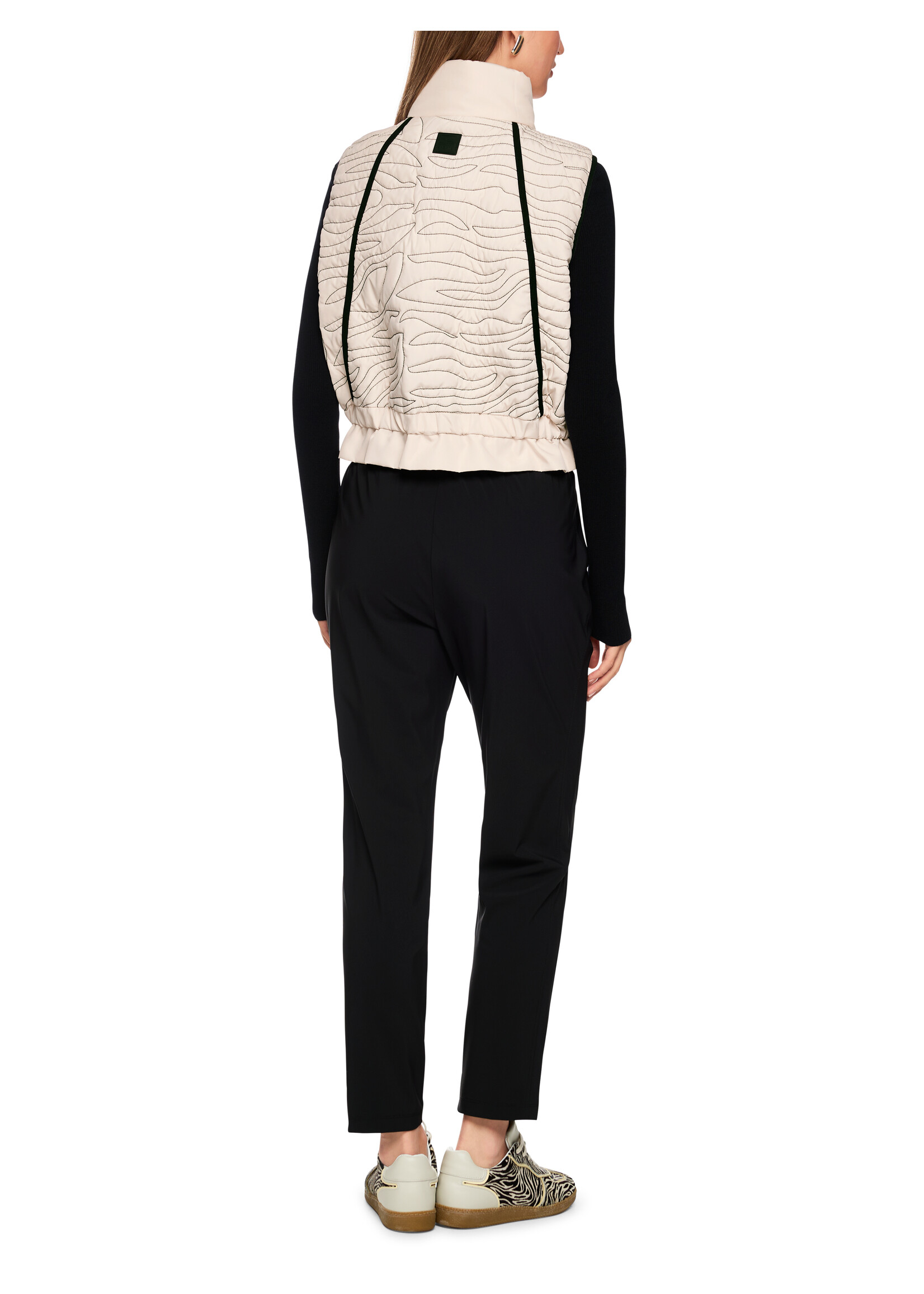 Marccain Sports Vest AS 37.01 W18 153