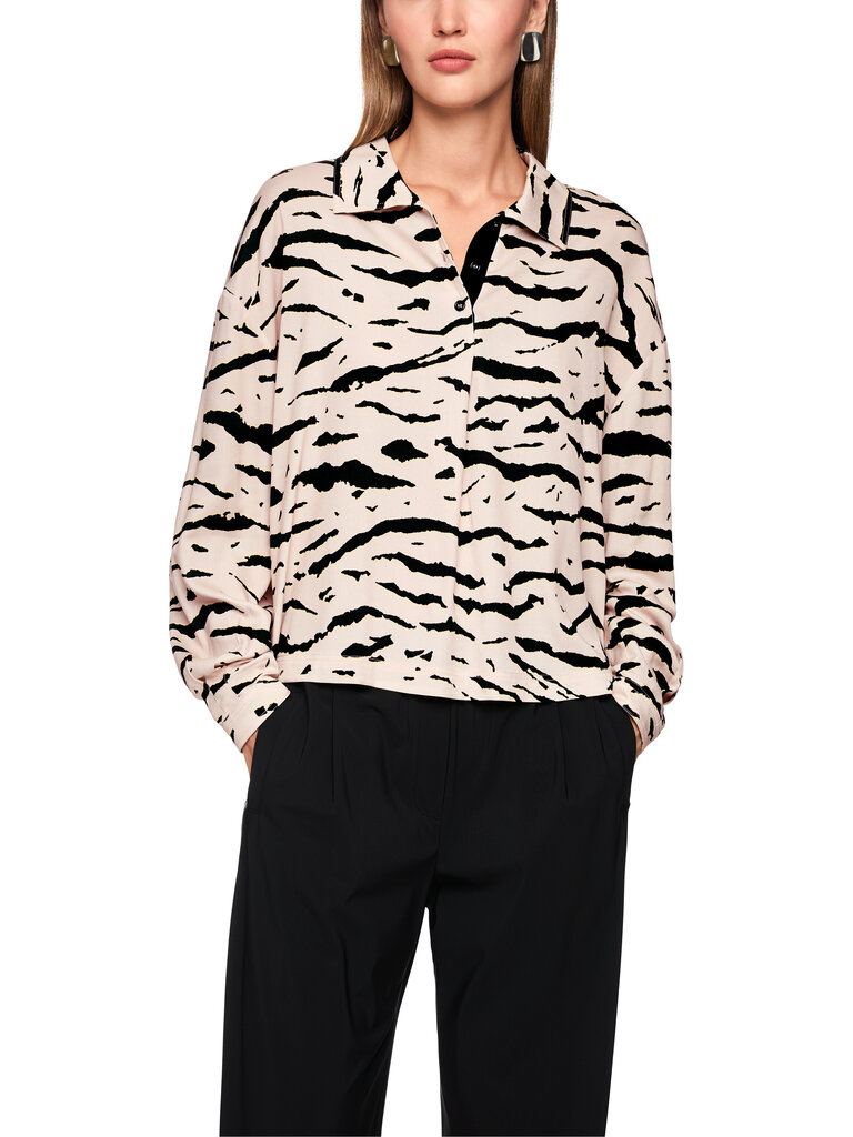 Marccain Sports Blouse AS 51.01 W56 153