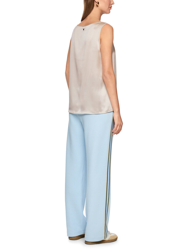 Top AA 61.02 W52 153