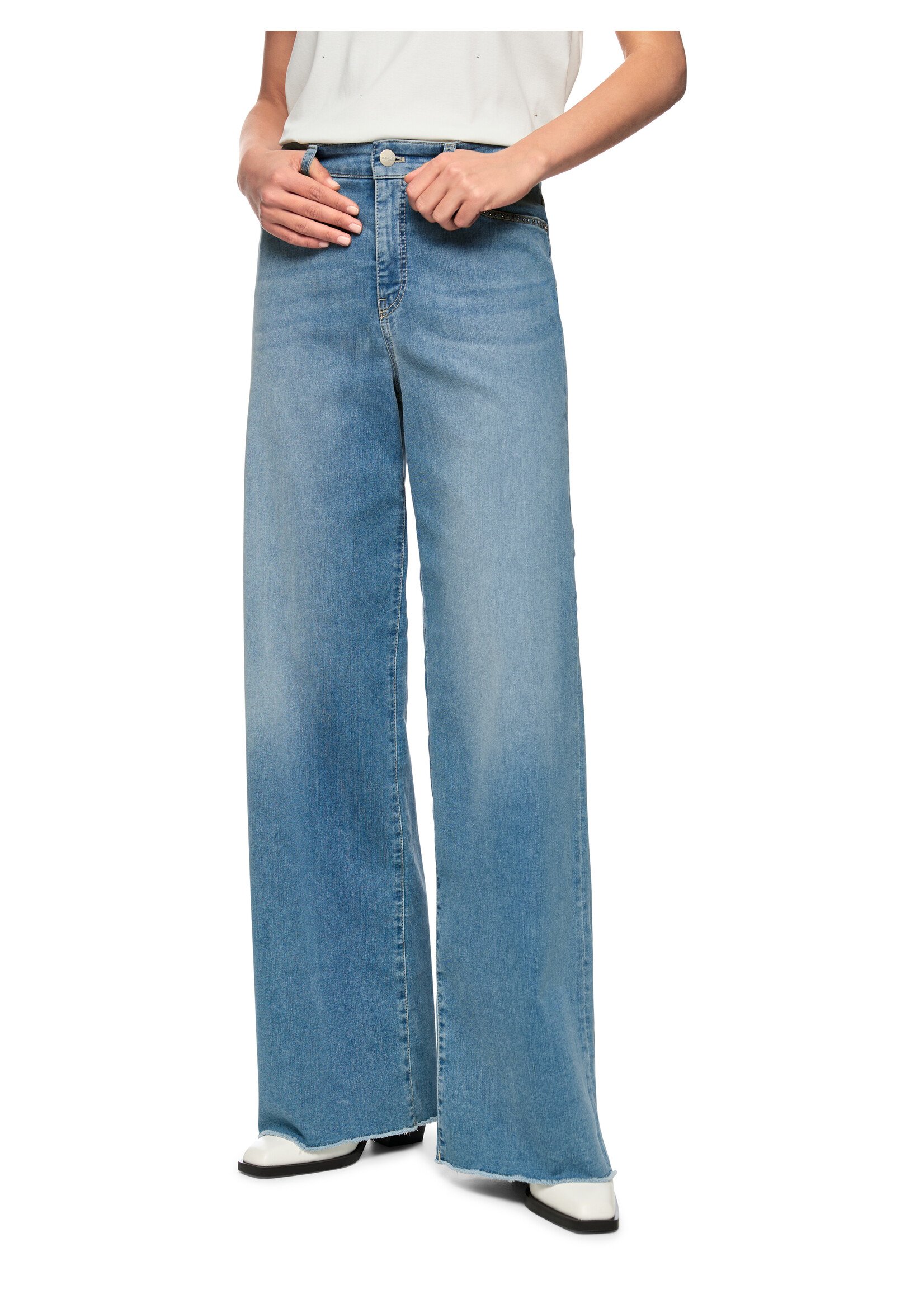 Marccain Pants Jeans AP 82.23 D51 353