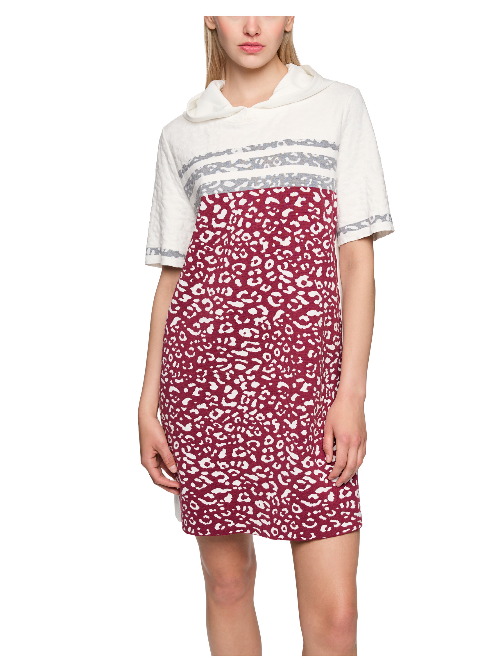 Marccain Sports Jurk AS 21.21 M06 293