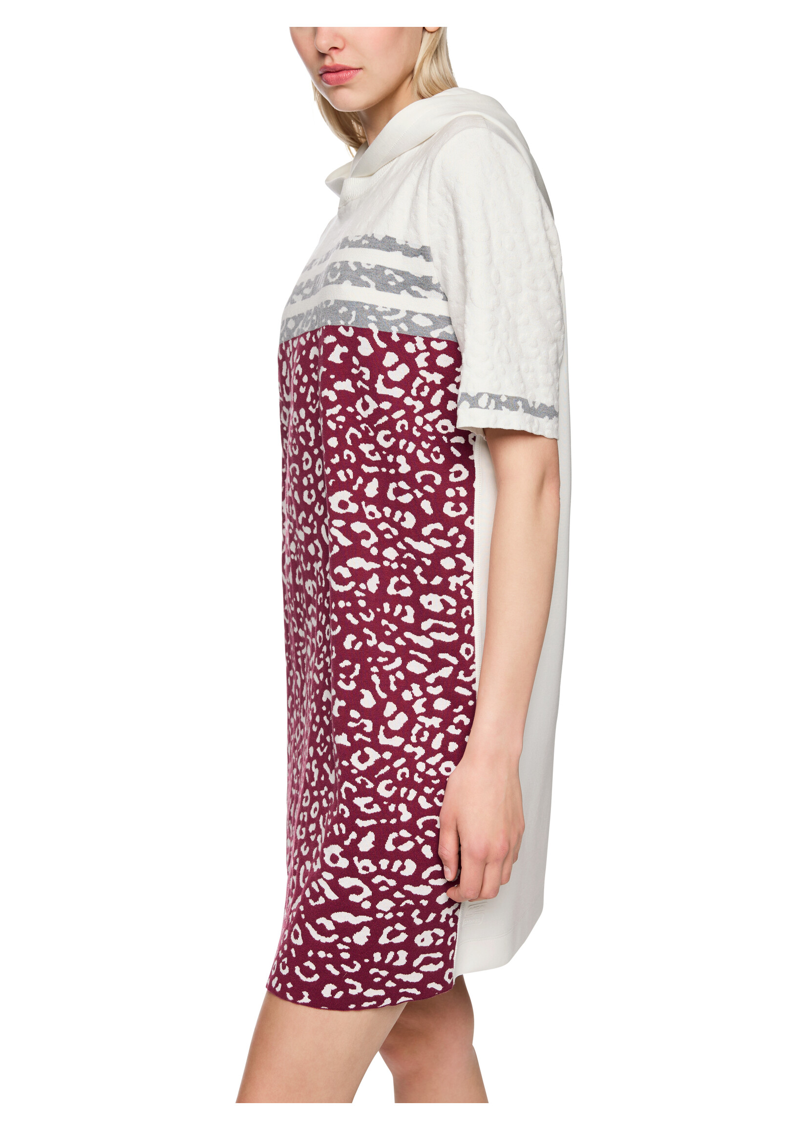 Marccain Sports Jurk AS 21.21 M06 293