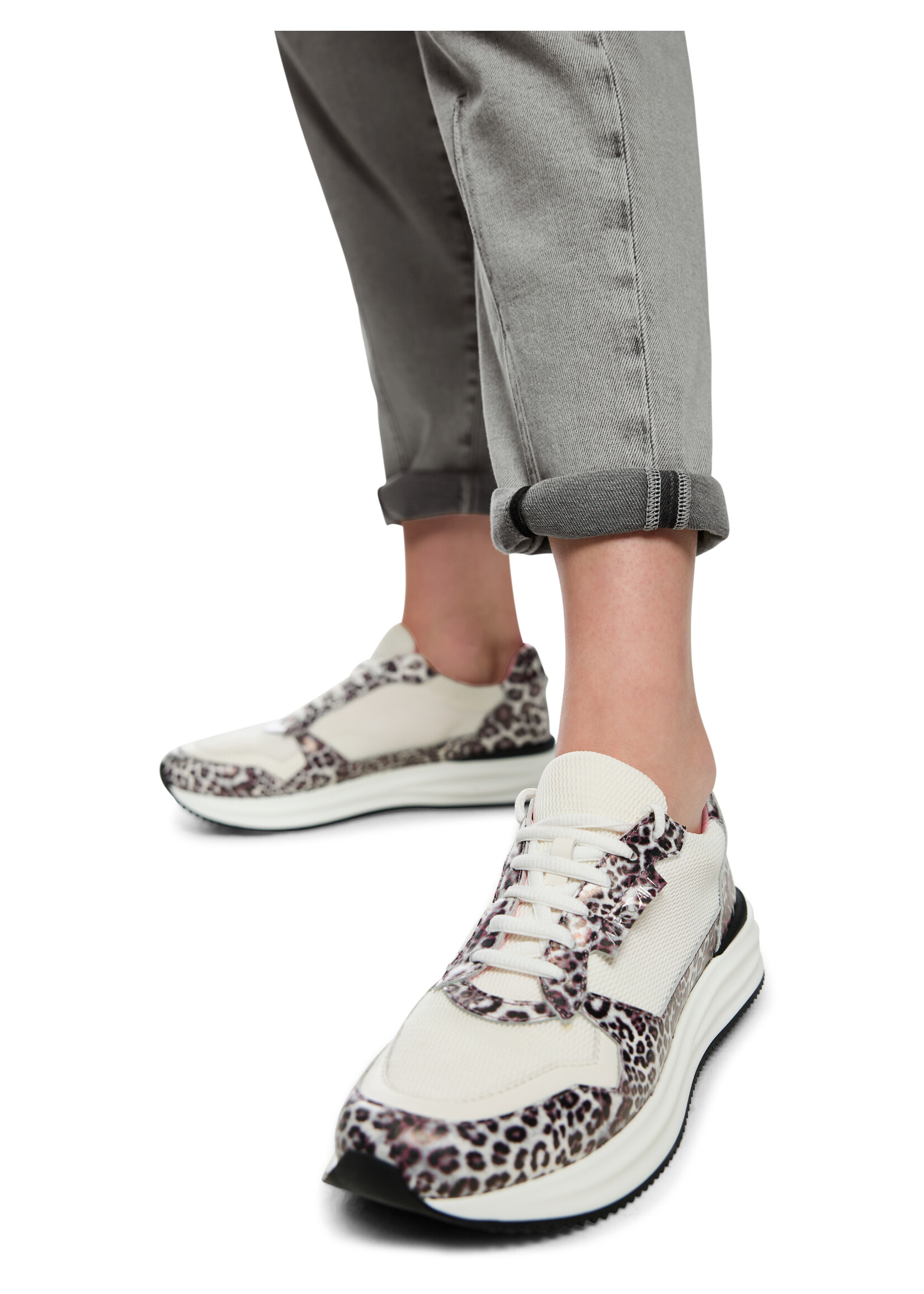 Marccain Sports Jeans AS 82.14 D04 820