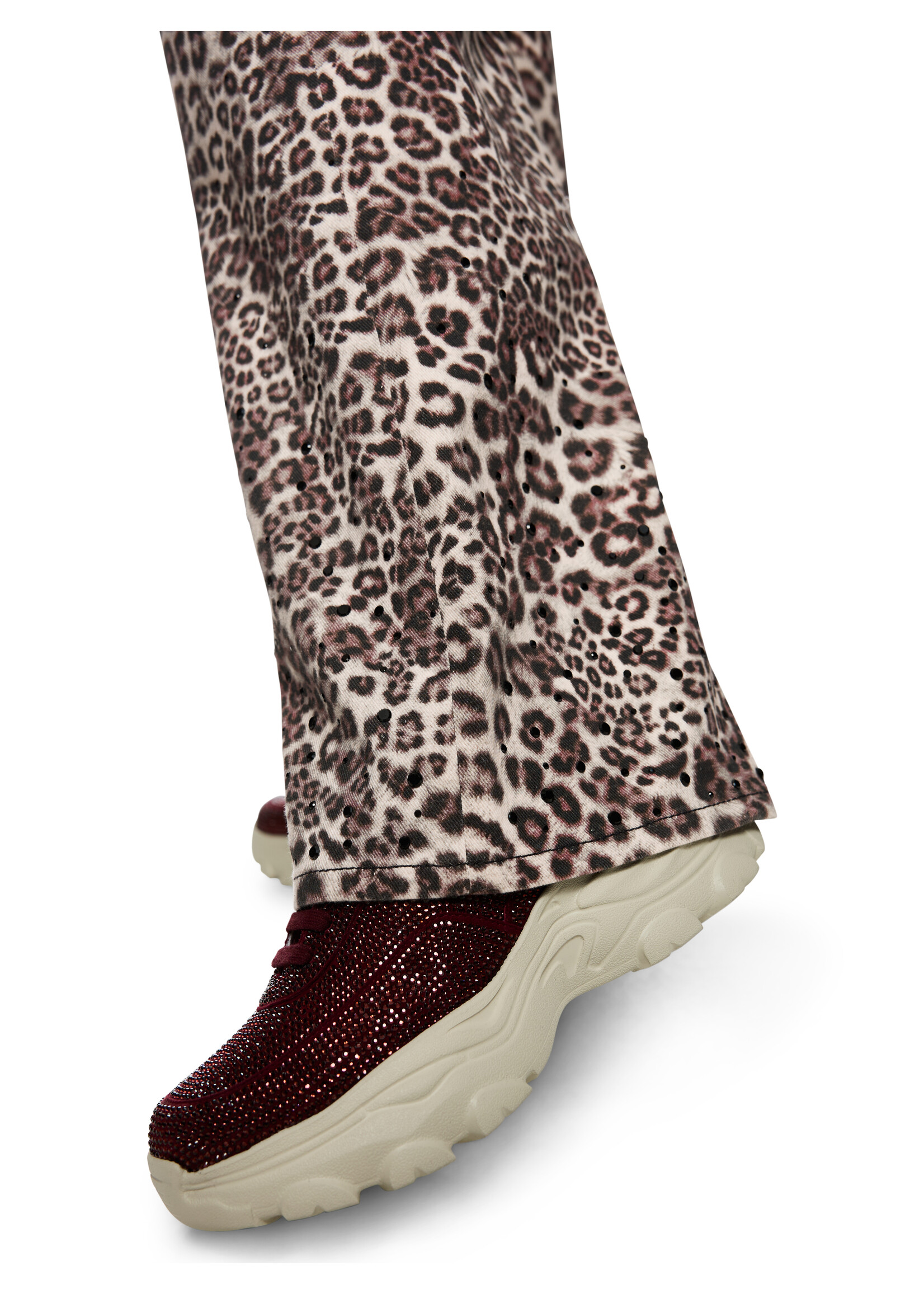 Marccain Sports Jeans AS 82.20 D09 293