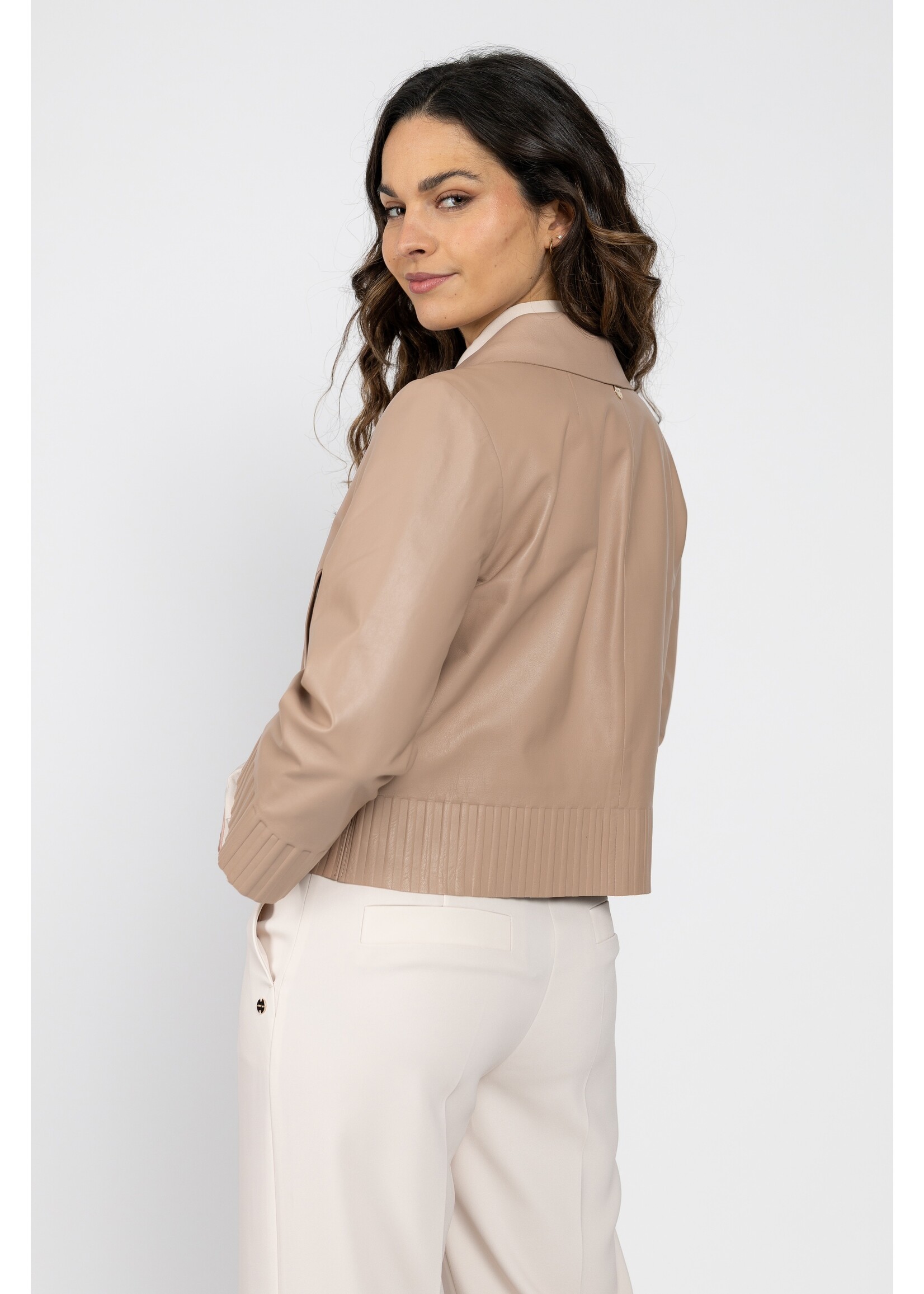 Outdoorjack AC 12.04 L01 619