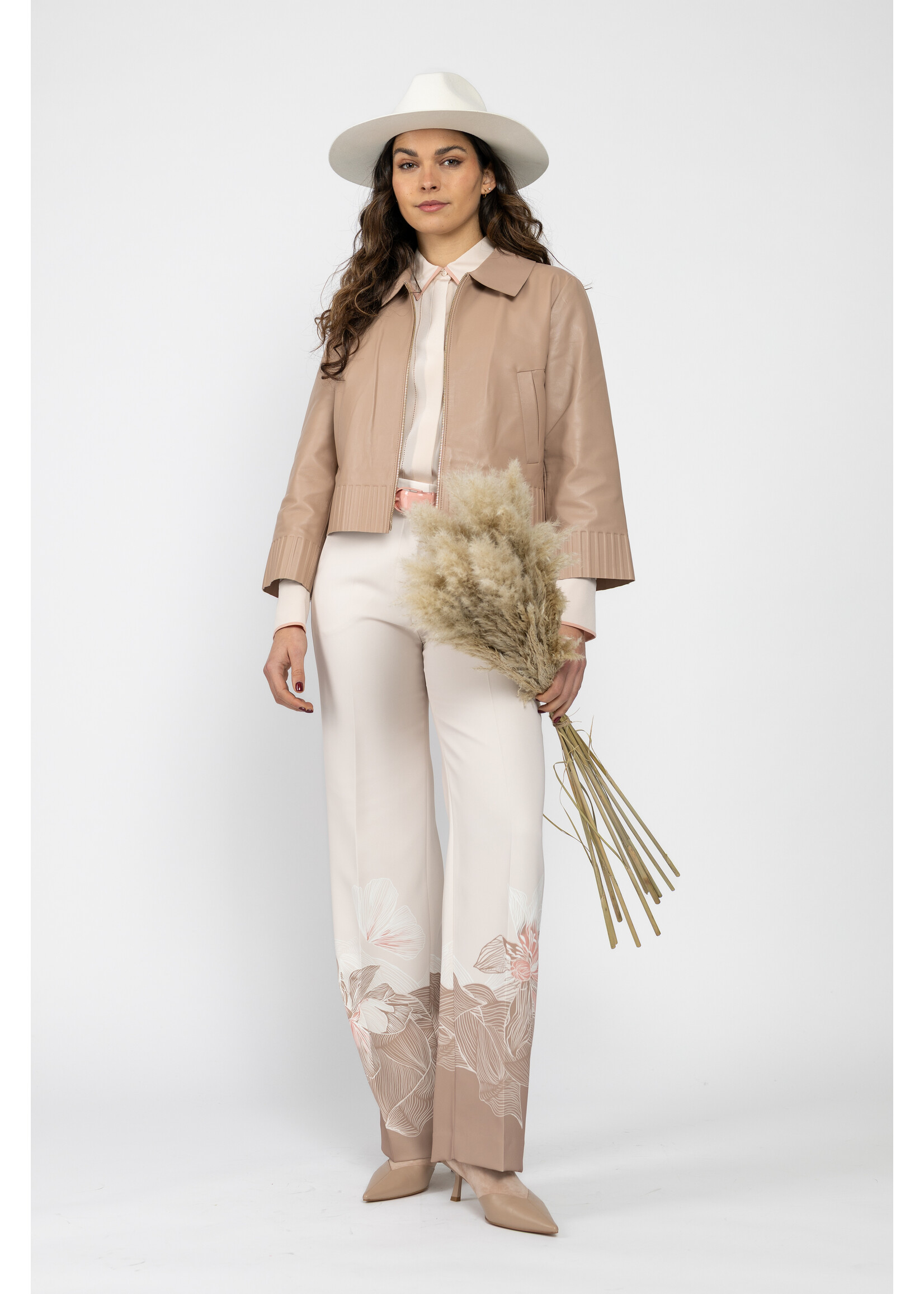 Outdoorjack AC 12.04 L01 619