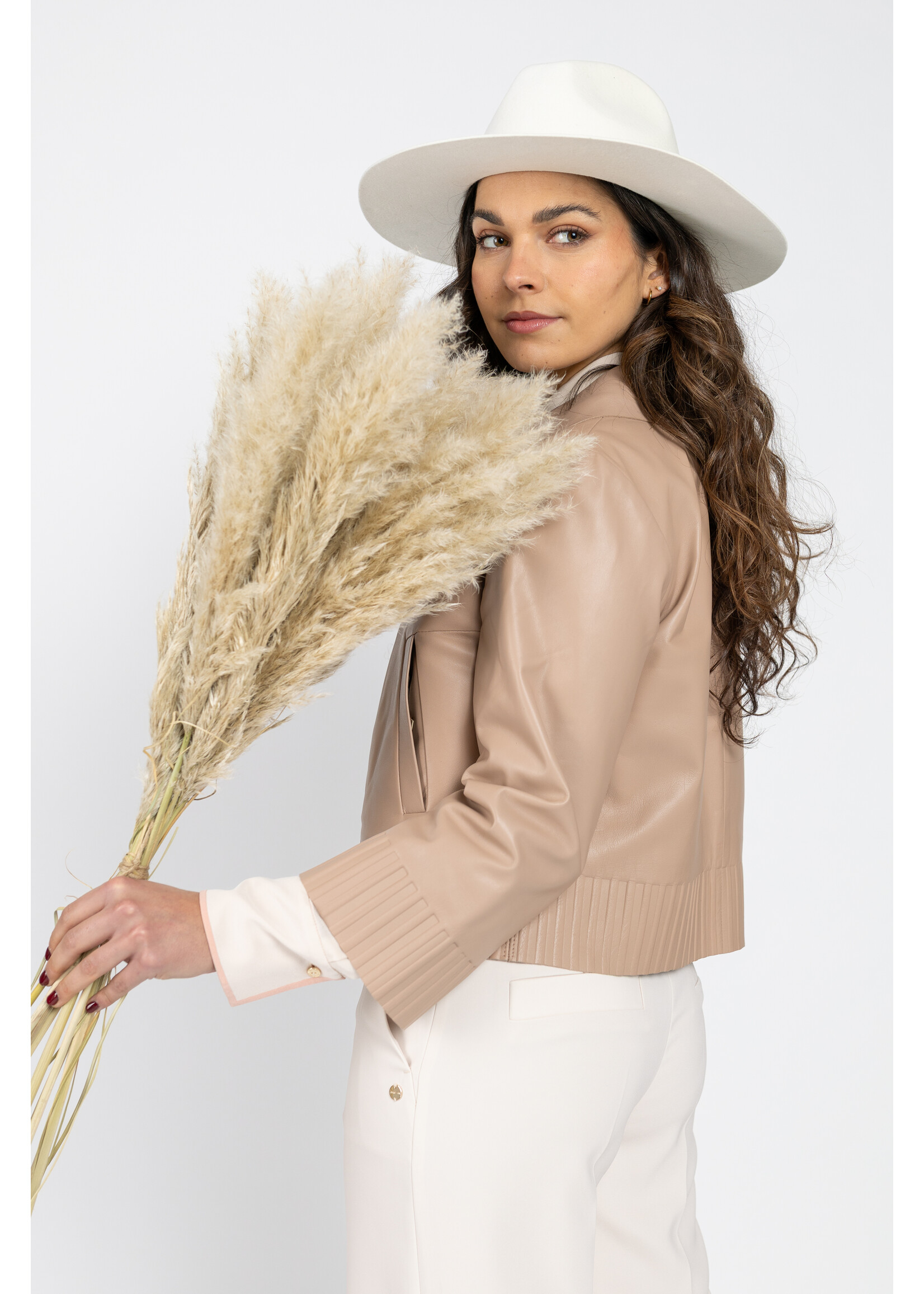 Outdoorjack AC 12.04 L01 619