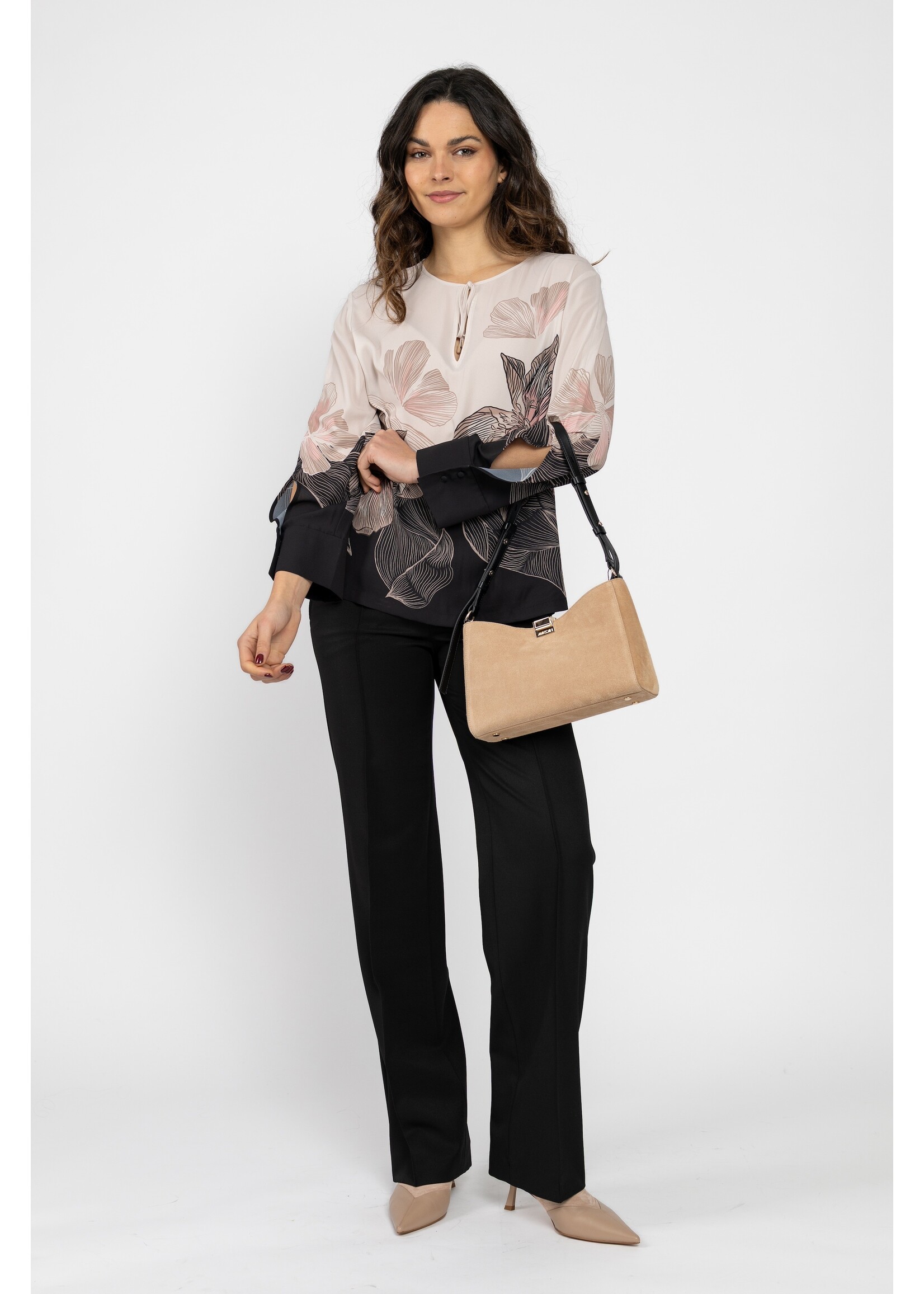 Broek AC 81.41 W77 900