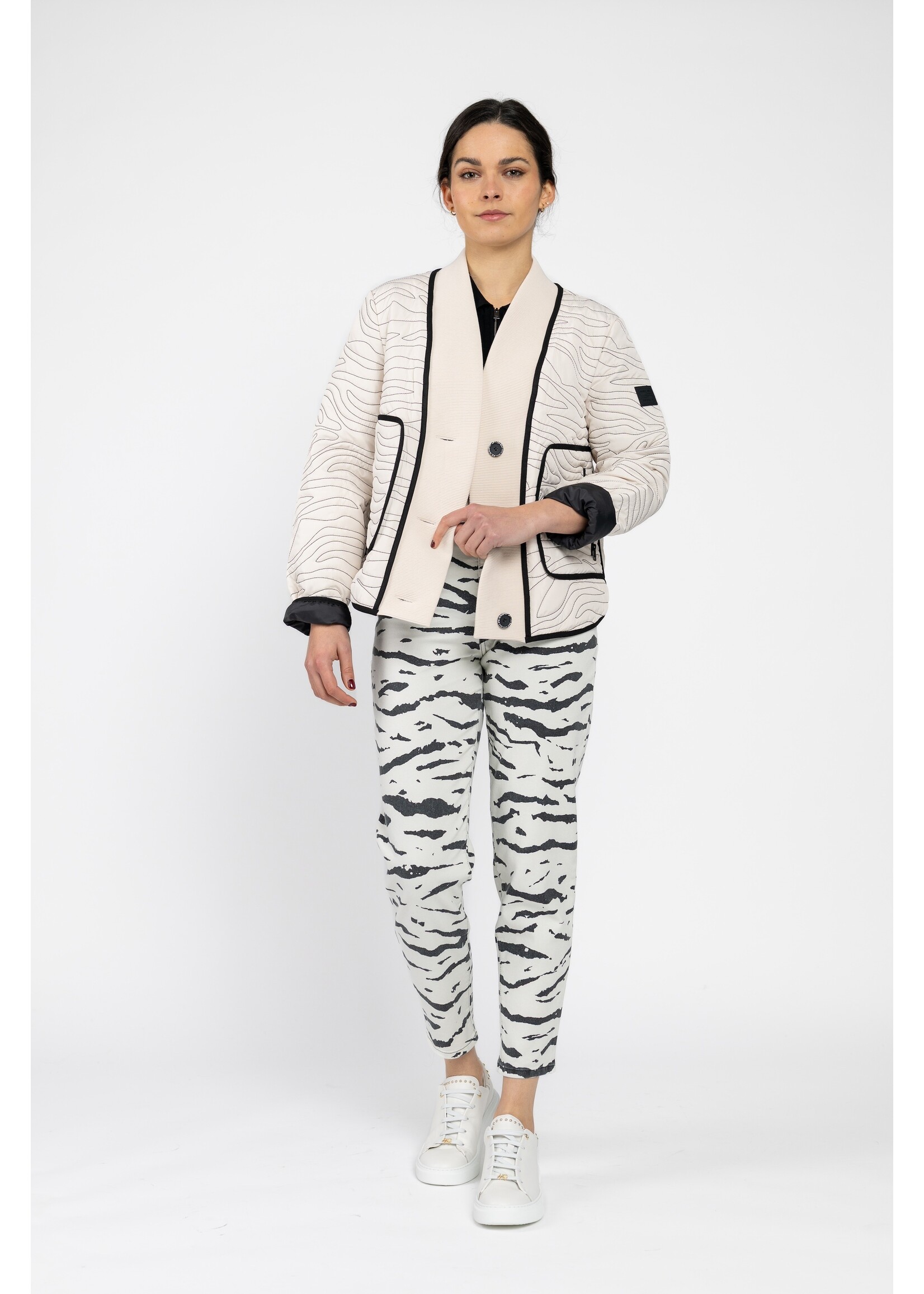 Marccain Sports Jeans AS 82.13 D03 119