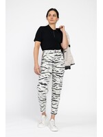Marccain Sports Jeans FEURA met dierenprint