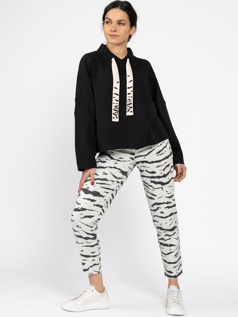 Marccain Sports Jeans AS 82.13 D03 119