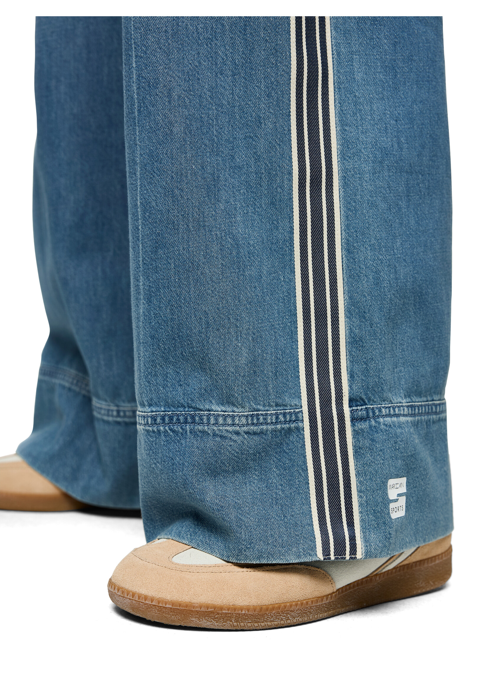 Marccain Sports Jeans AS 82.16 D07 353