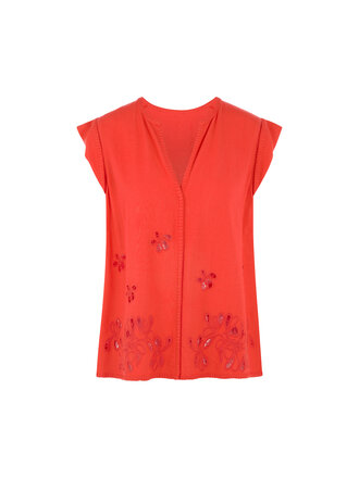 Top met broderie anglaise