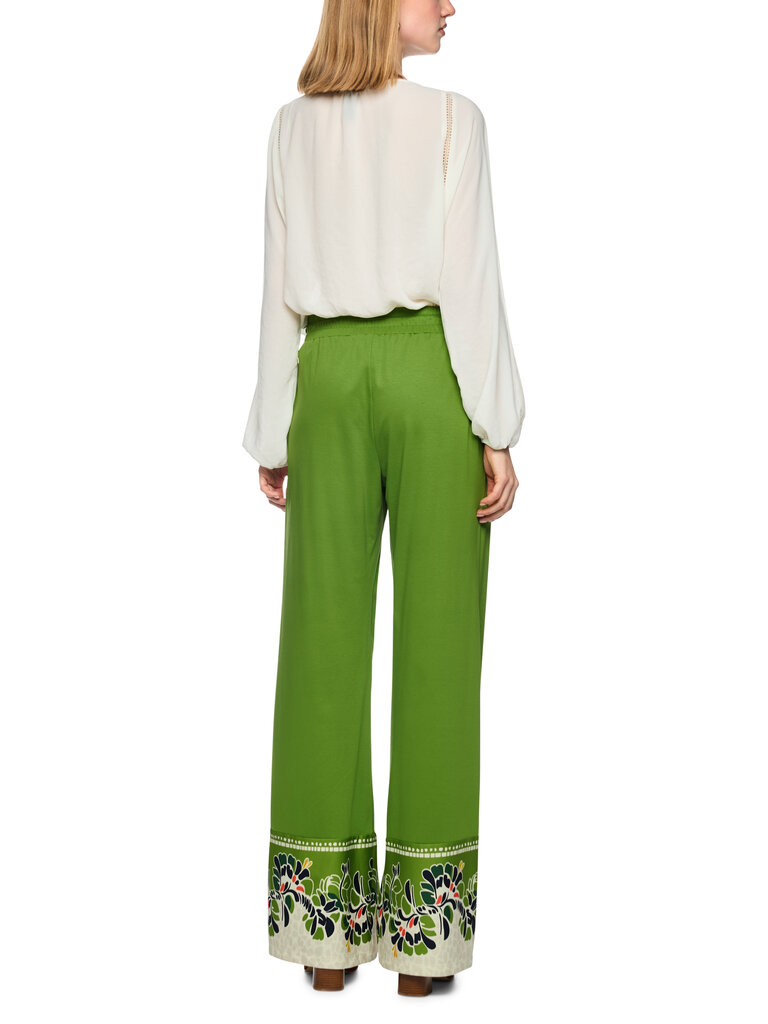 Broek AC 81.67 J44 526