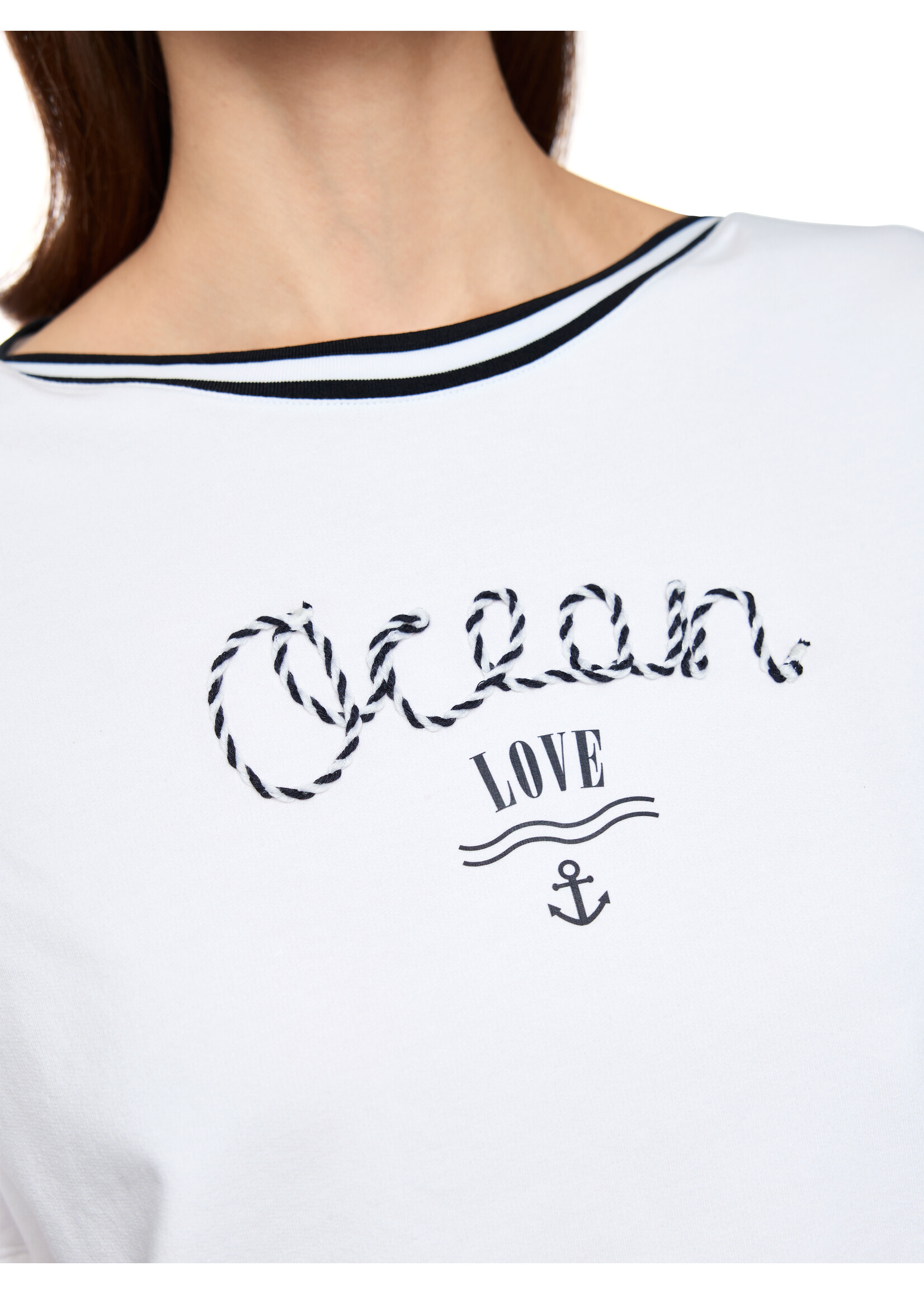 Marccain Sports T-shirt AS 48.60 J68 100