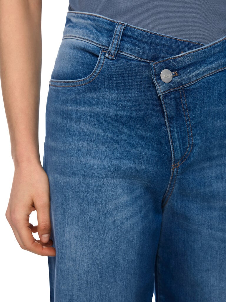 Marccain Pants Jeans BP 82.32 D33 357