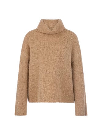 Coltrui, Knitted in Germany