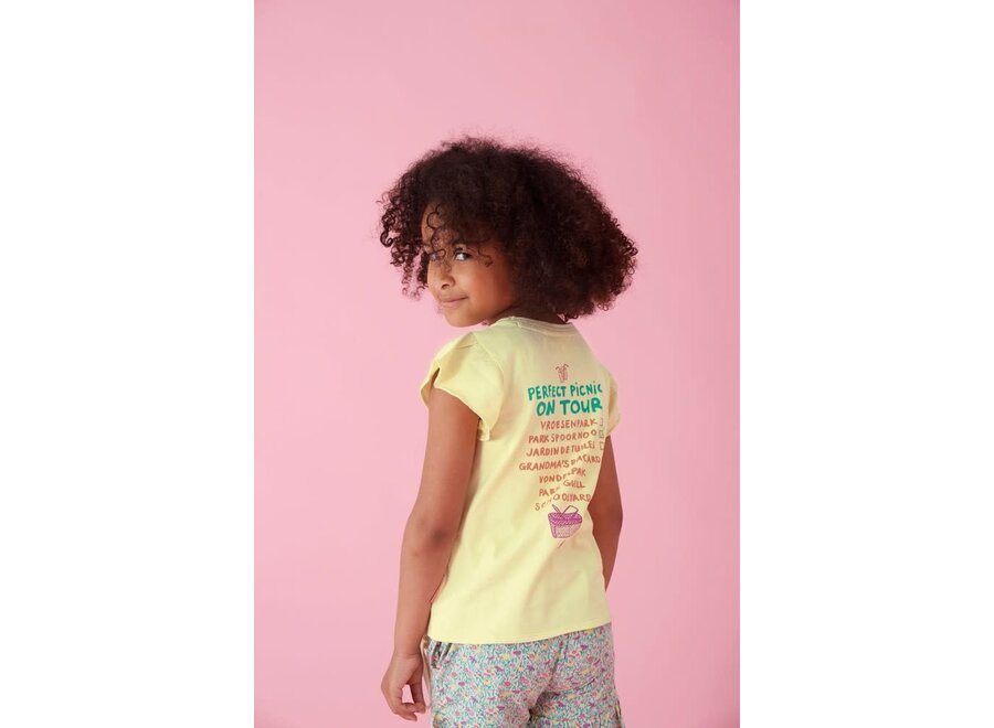 T-shirt - Picknick Perfect Geel