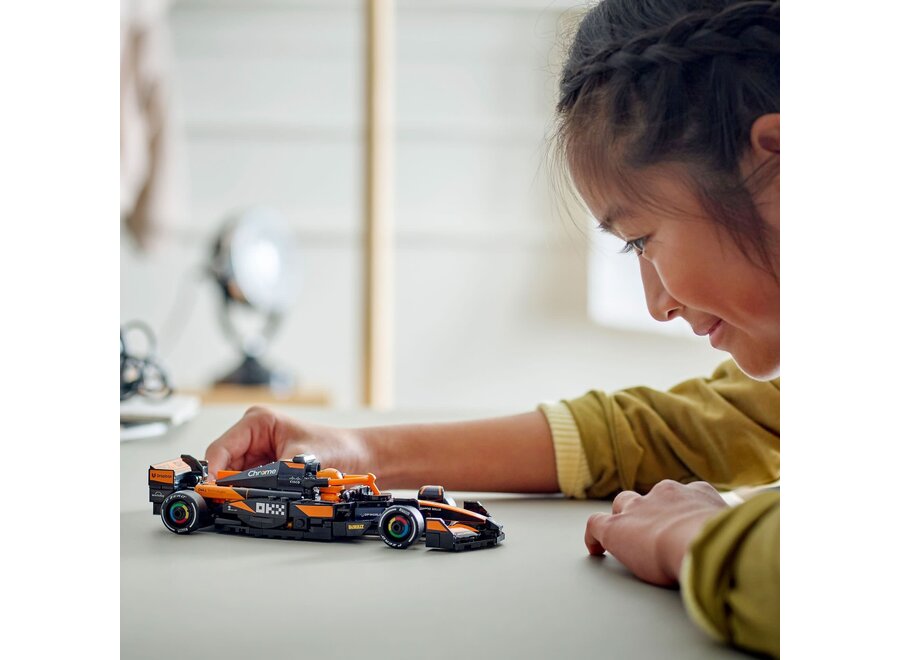Lego -  McLaren F1® Team MCL38 racewagen