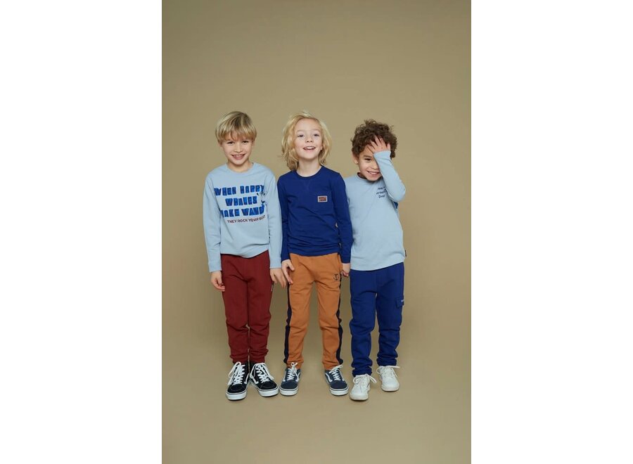 Broek - Waves and Whales - Bordeaux