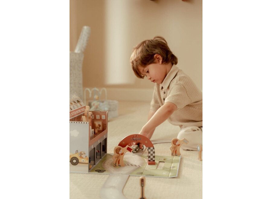 Speelkoffer met racebaan FSC