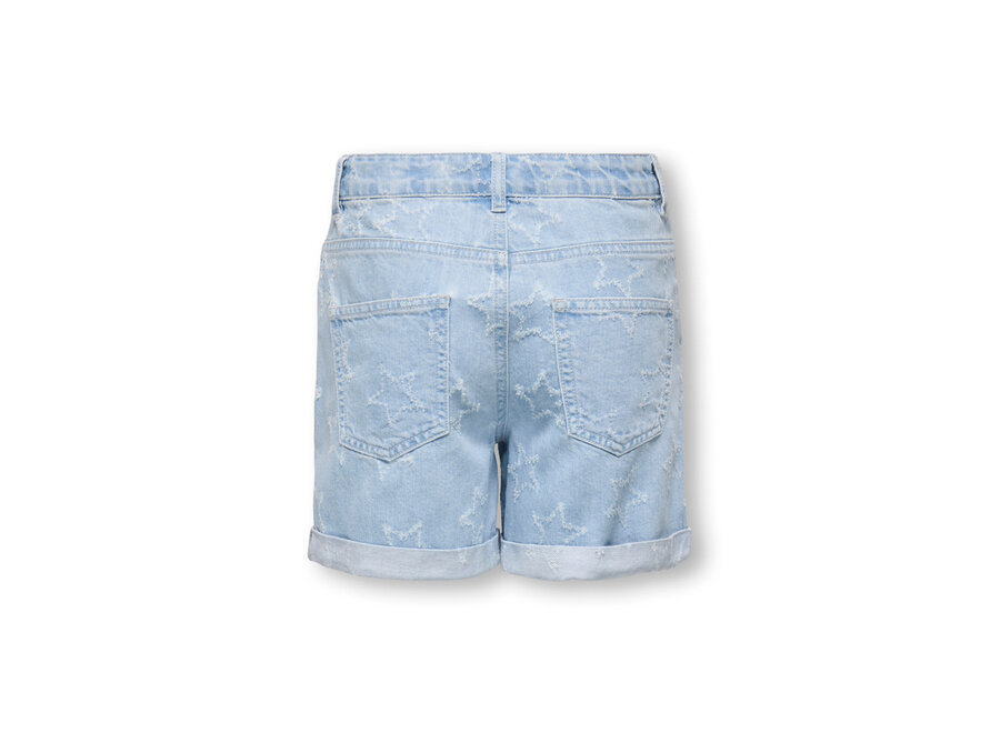 Shorts Vega star mom