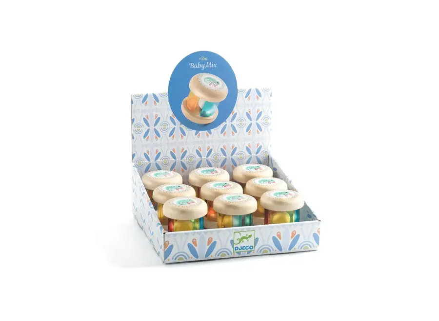 Houten rammelaar pastel kleur