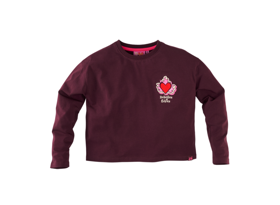 Avelie Burgundy battle