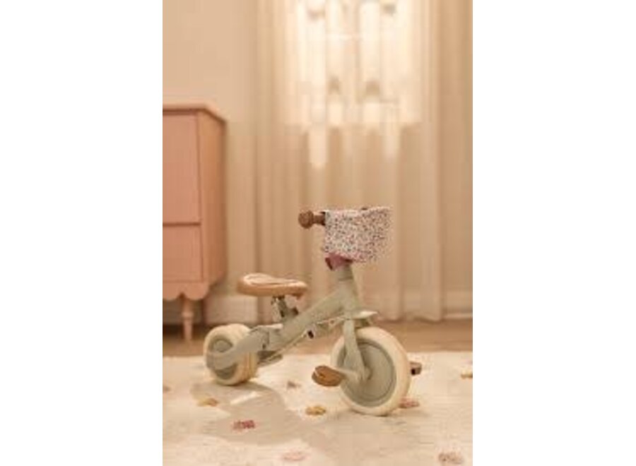 Poppenfietsstoel
