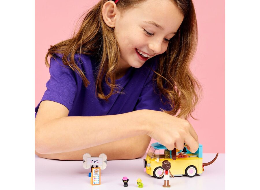 Bestelwagen met dierenaccessoires