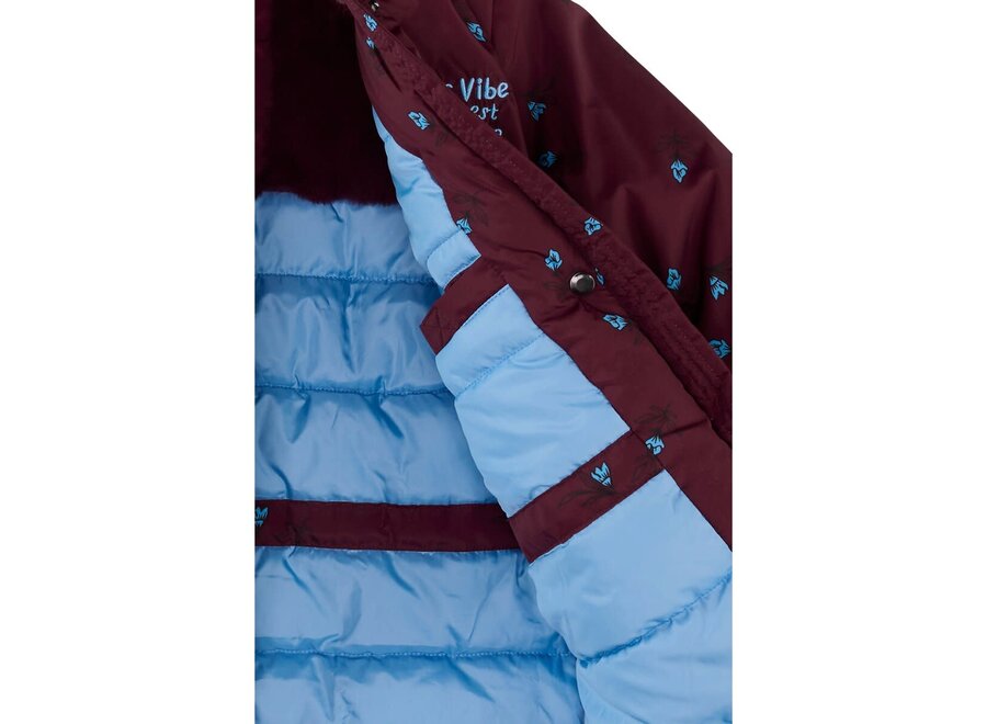 Jas Arieke Burgundy battle