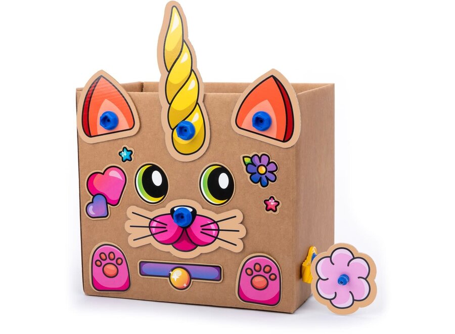 BoxineersTM Cardboard Animals