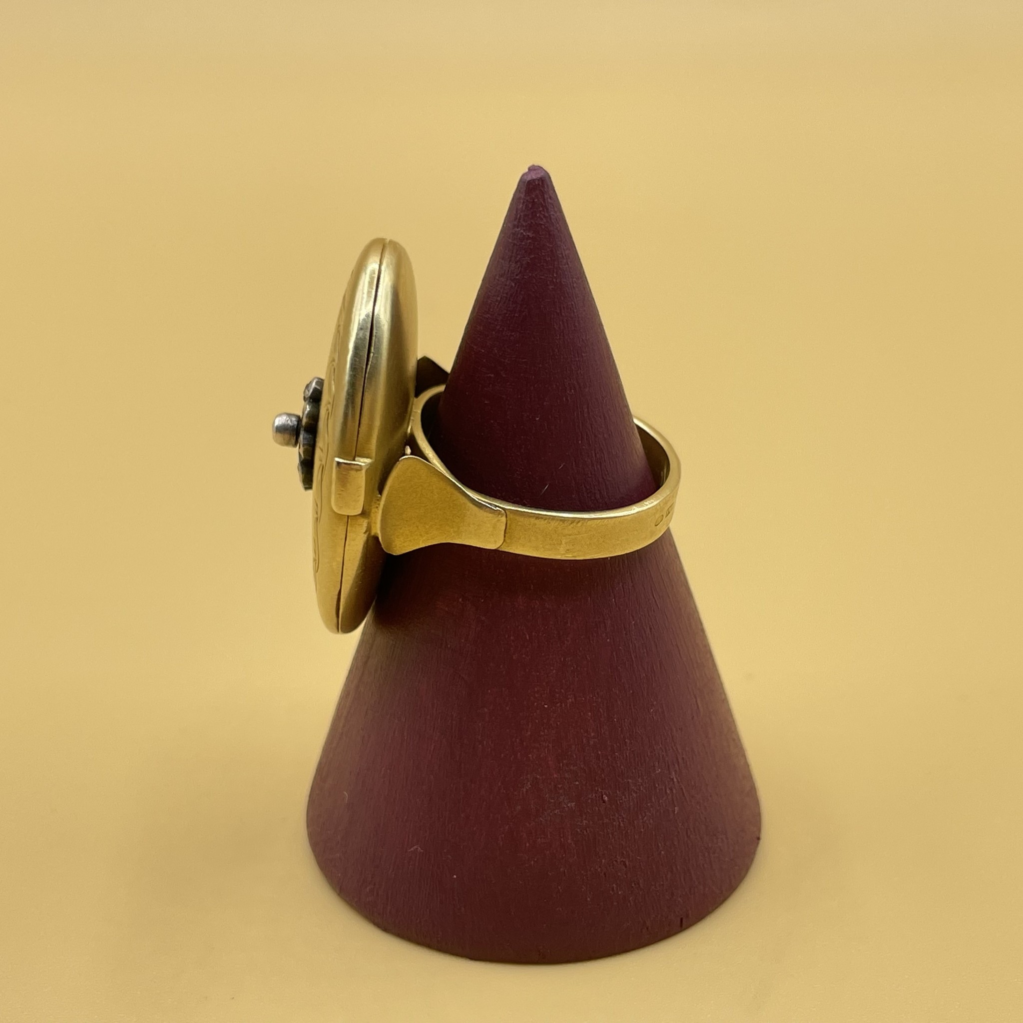 Medallion ring roosdiamant