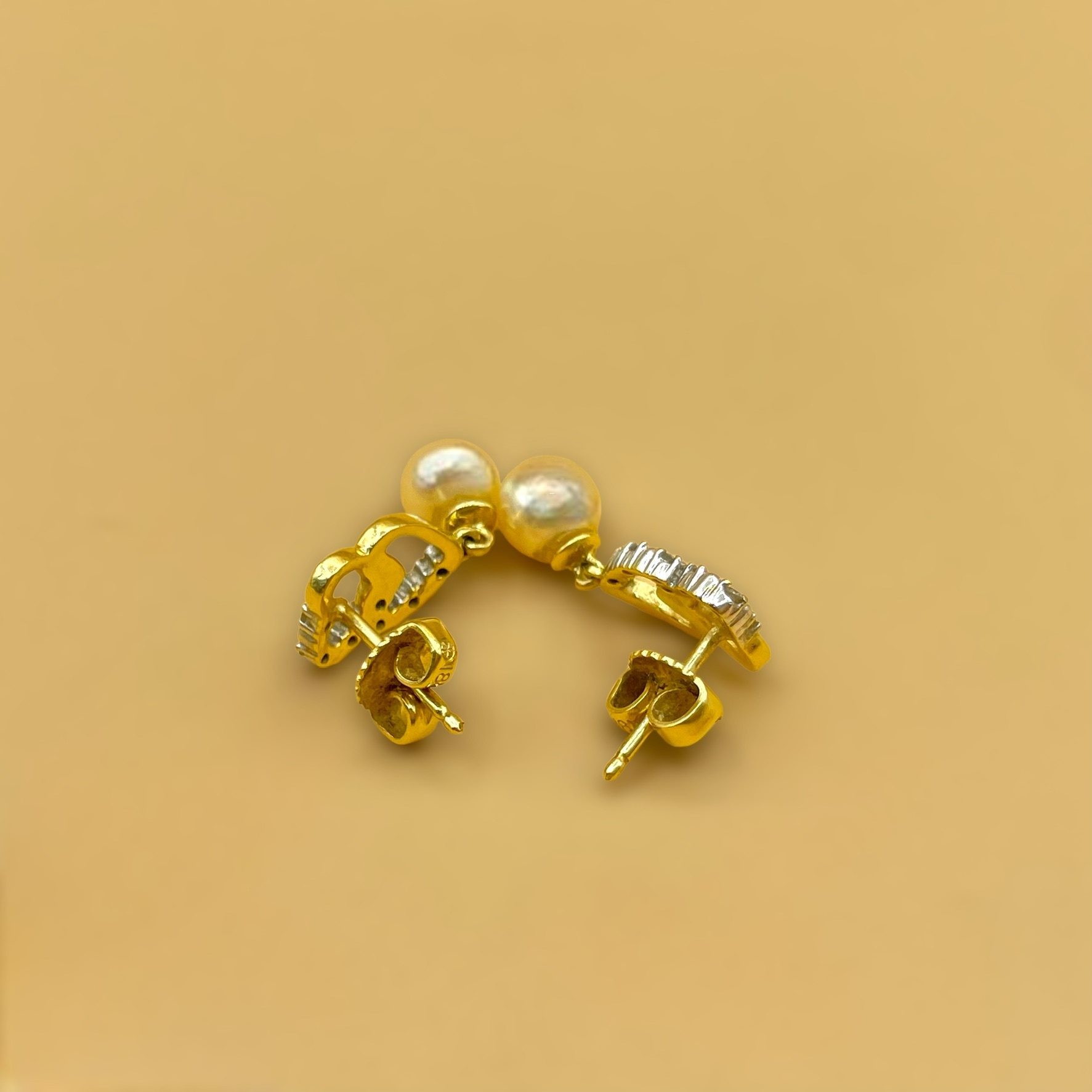 Parel diamant hartjes oorbellen