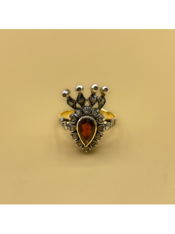 Garnet diamond