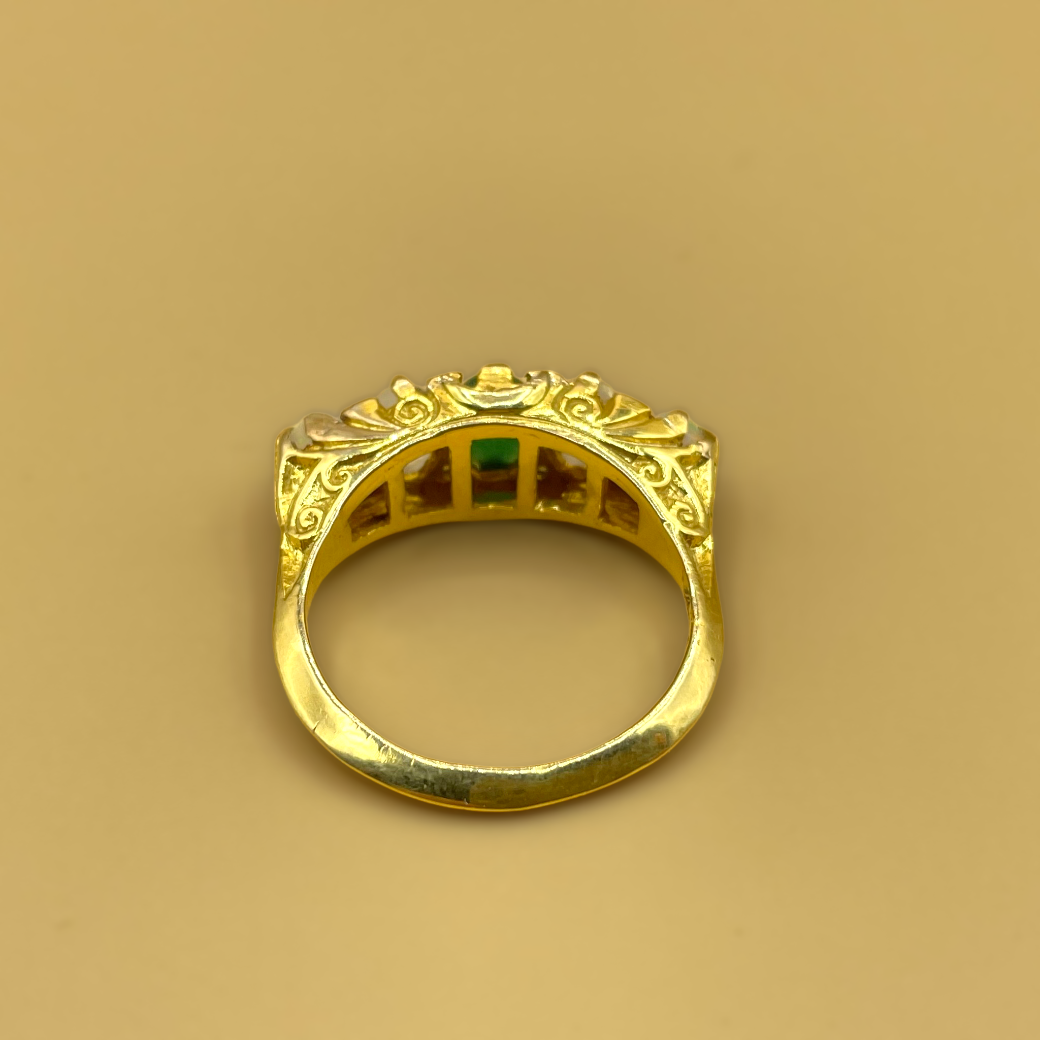 Day and Night opaal maansteen smaragd