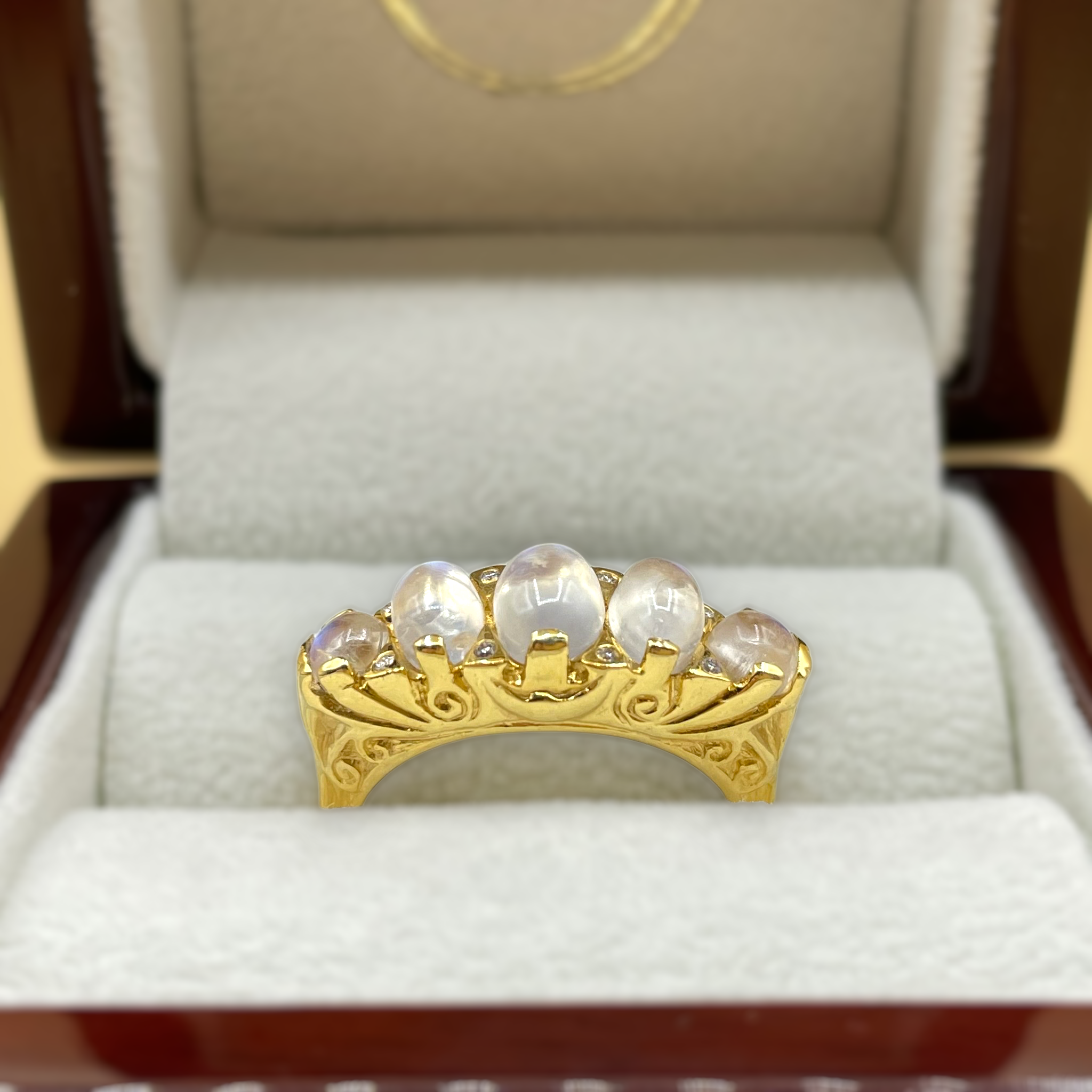 Day and Night maansteen diamant