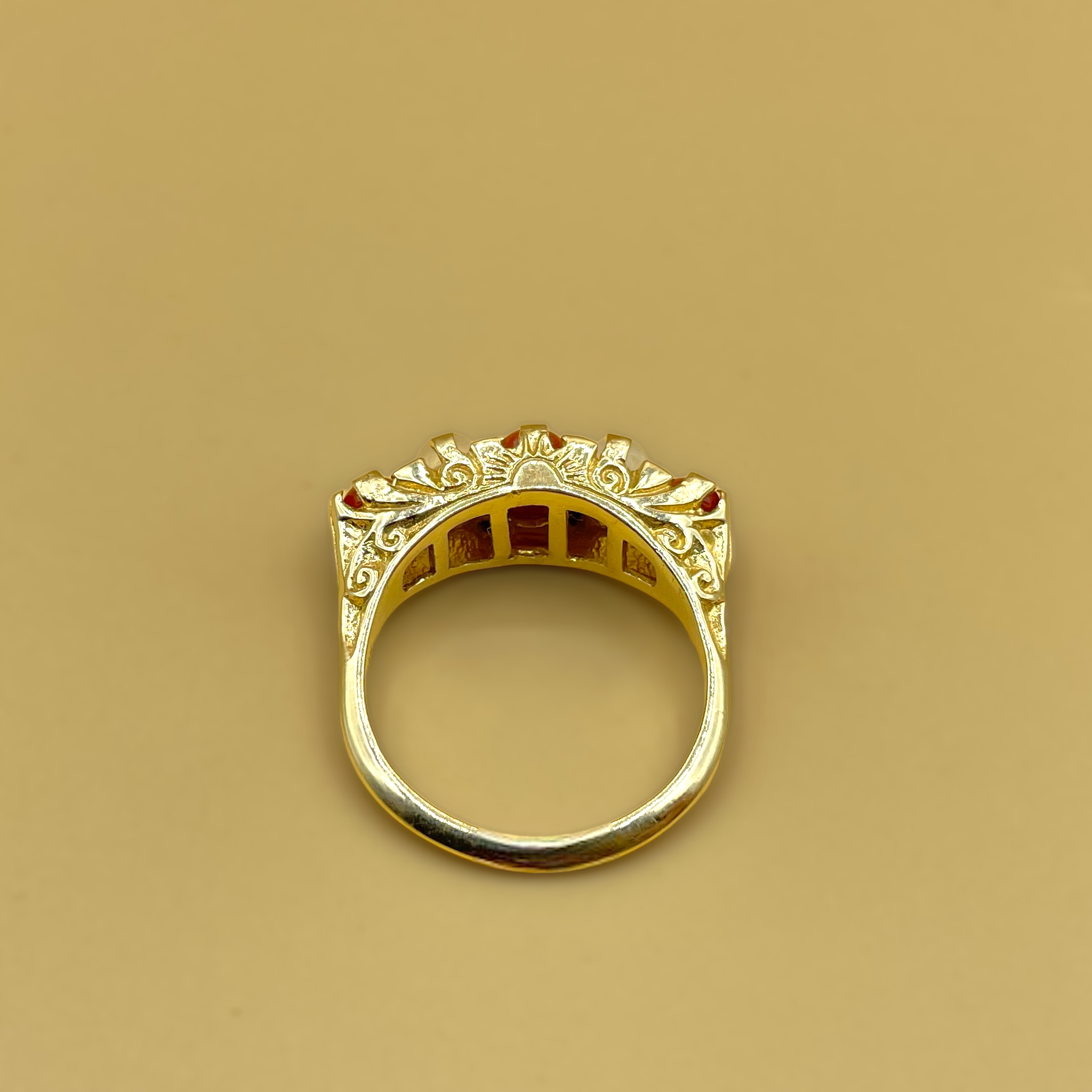 Day and Night koraal maansteen