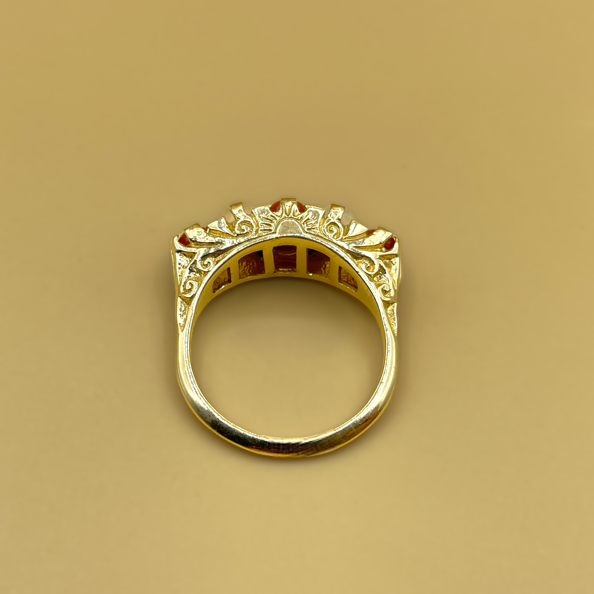 Day and Night koraal maansteen