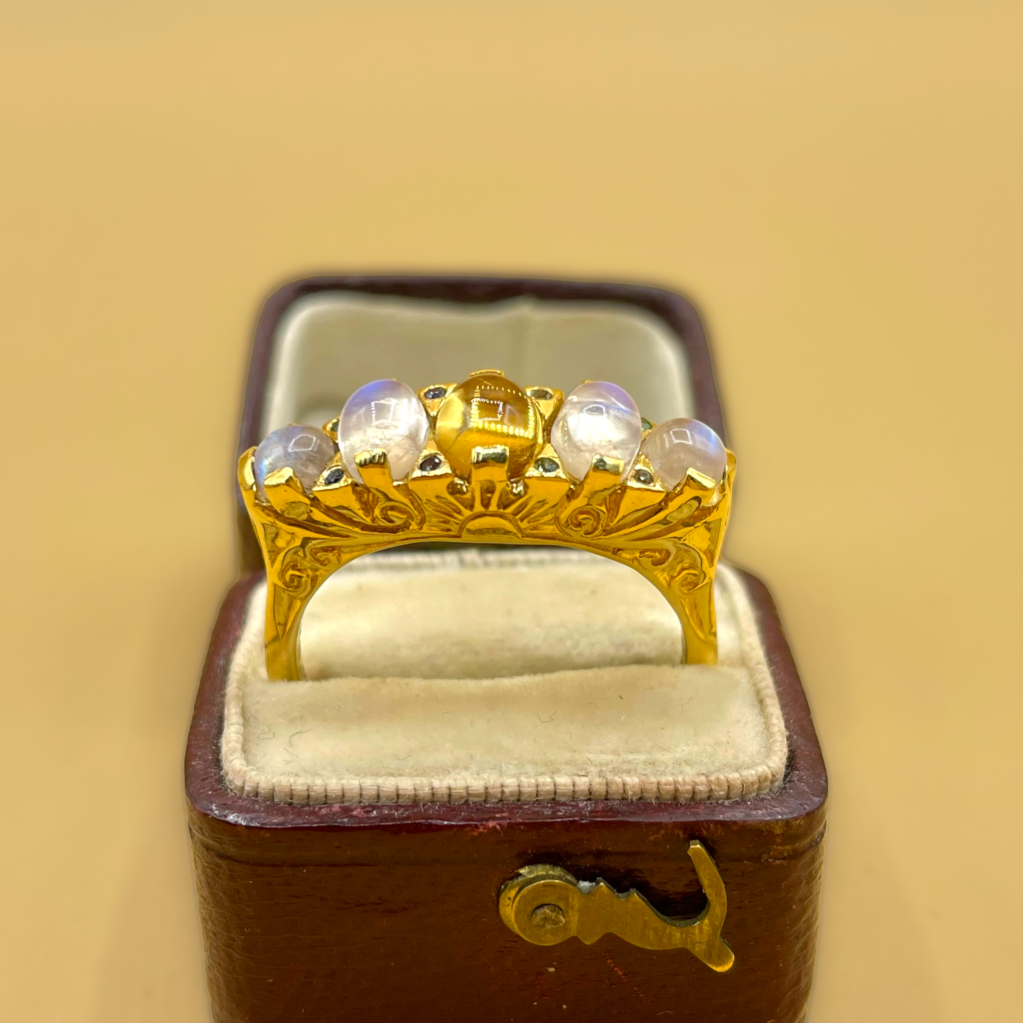 Day and night Maansteen Opaal Citrine