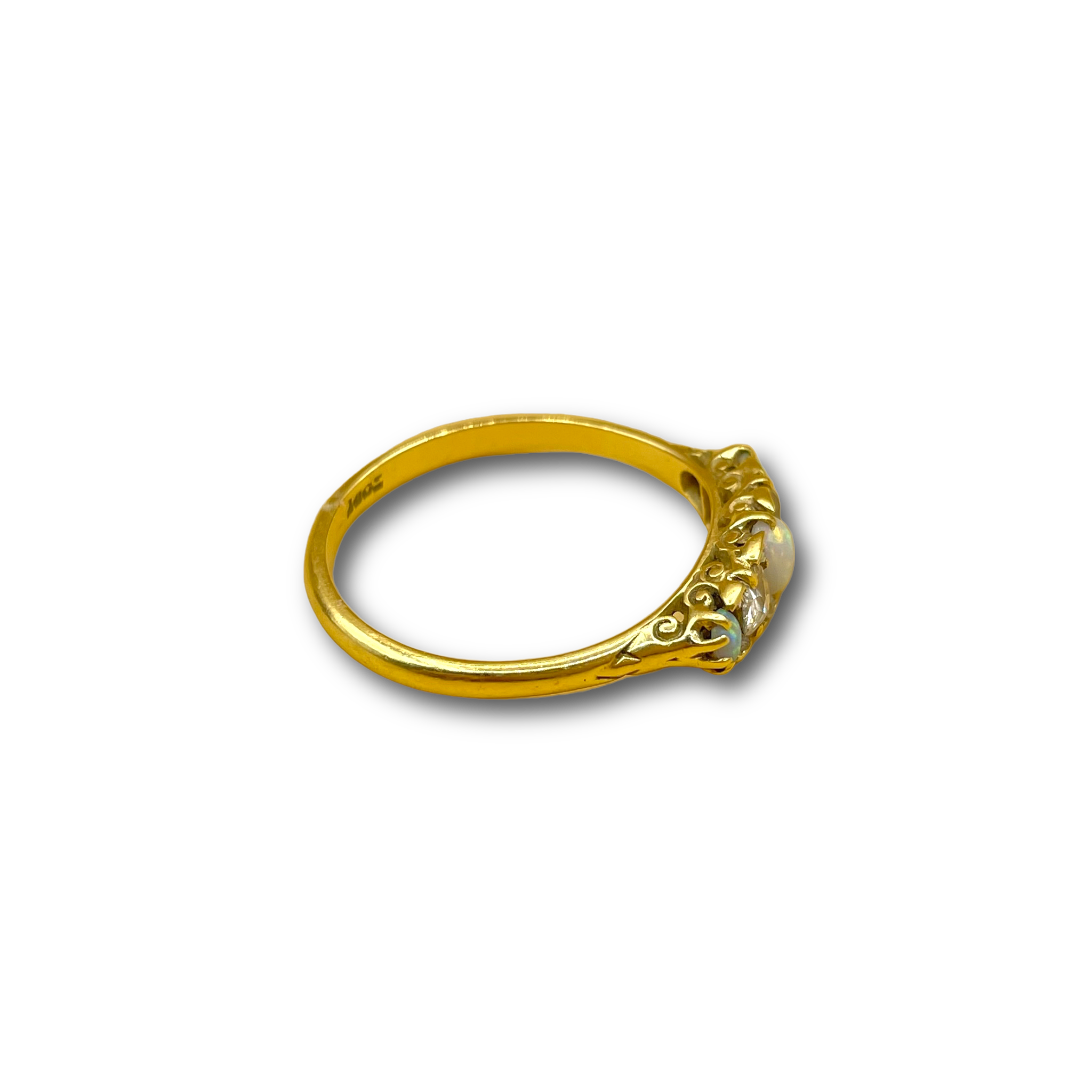 Opaal en .72ct diamant